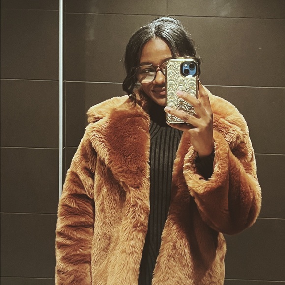 Meet your Posher, Jordan - Picture 3 of 5